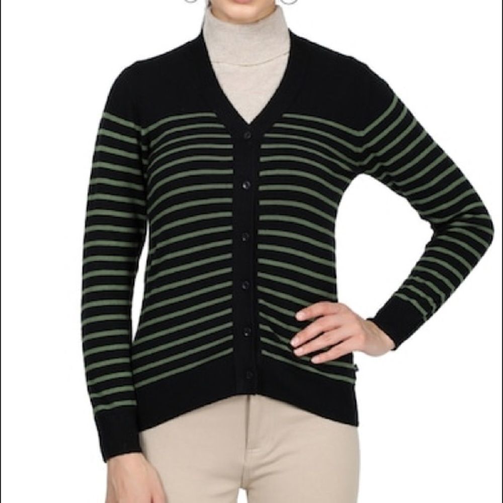 ✨ Olive & Oak Navy/White Striped Cardigan✨
